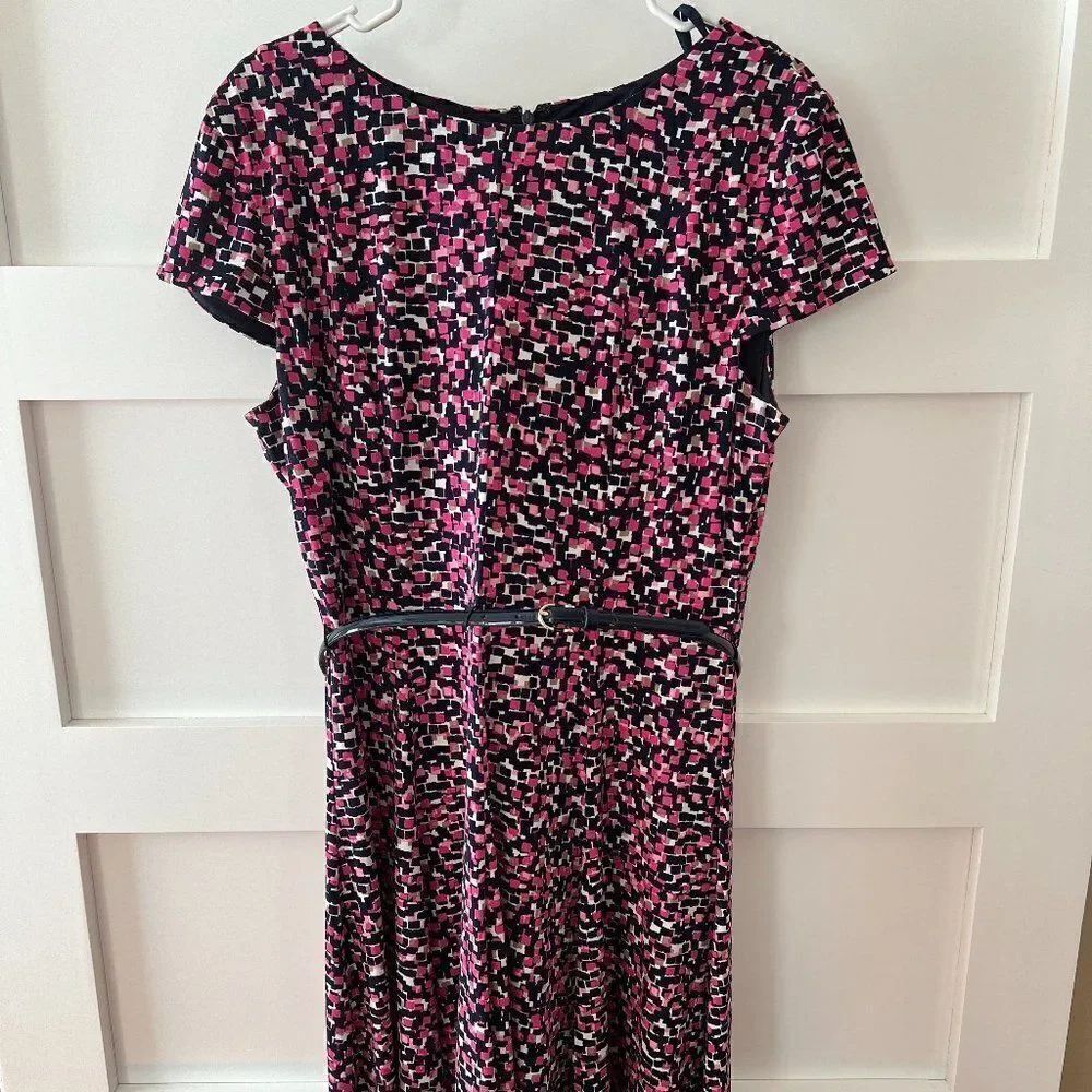 Jessica Howard Stretch Dress Pink White Black Print Polyester Dress size 8